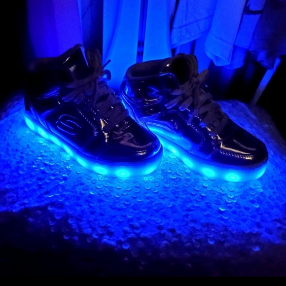 Skechers Kids- Multicolor Light Up Shoes - Picture 4 of 8